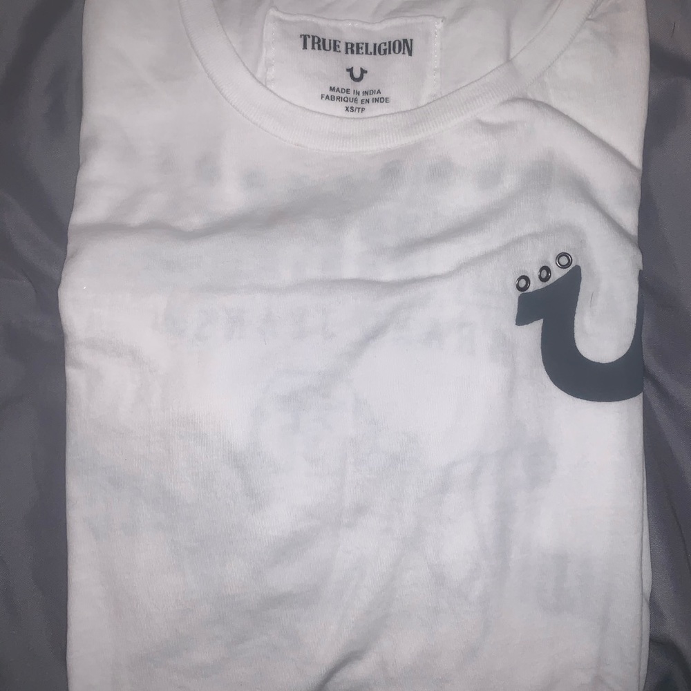 Graphic tee